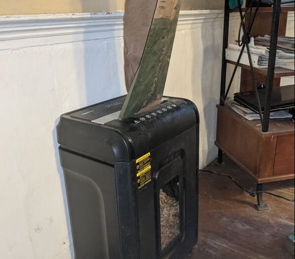 paper shredder 